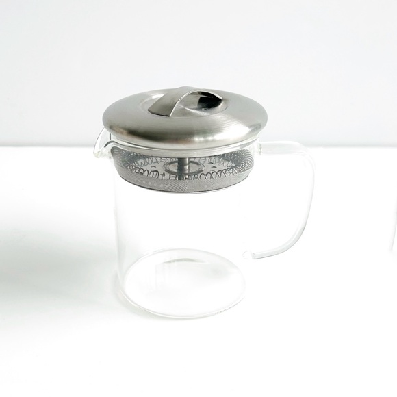 Tea Runners Easy Brew Glass Teapot - Picture 3 of 7